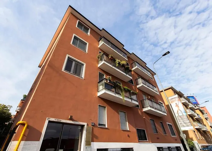 Homi Apartment